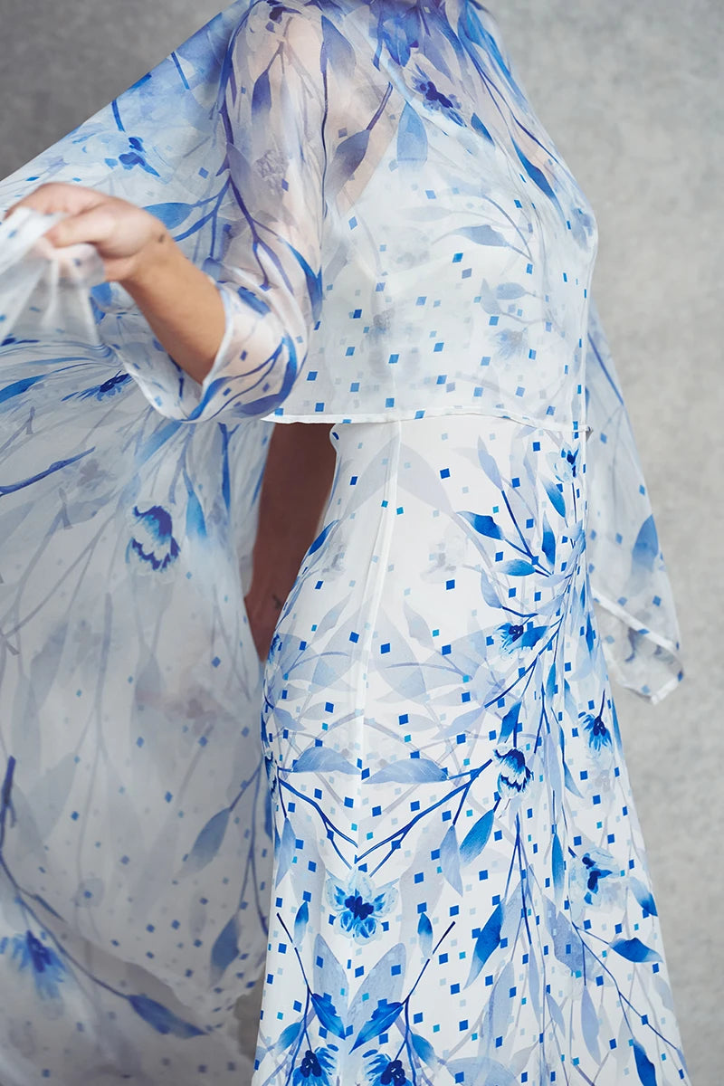 Ocean Spirit High-Low Cape | Blue |